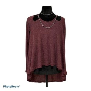 𝅺altar’d State tunic maroon open back size small